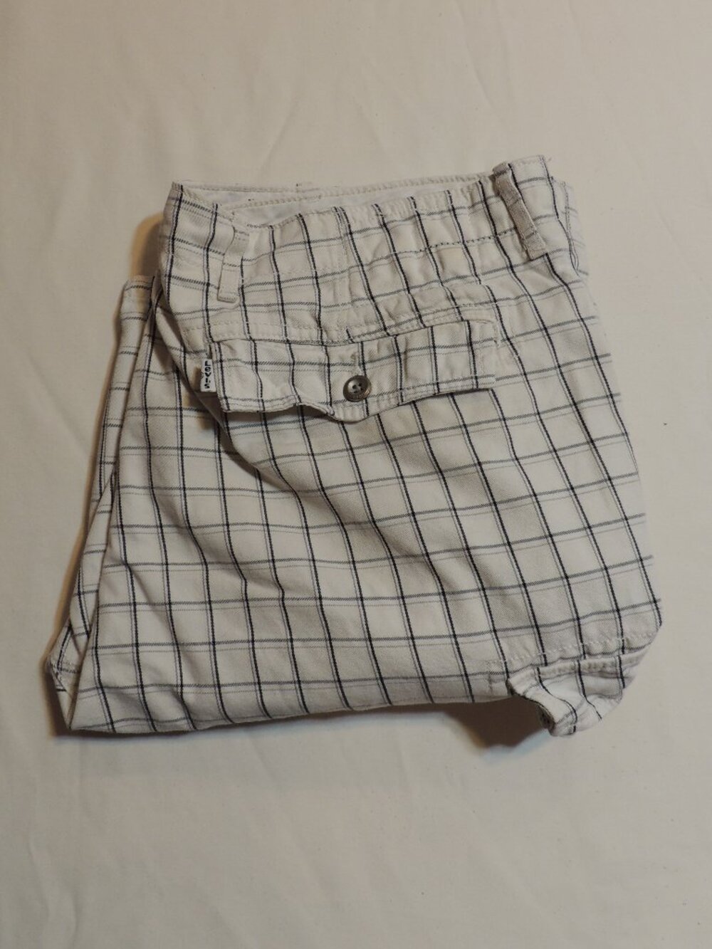 Levi Cargo Shorts 2003 Men Size 38 Stripe Tan Cream Gray Pockets Beach Resort